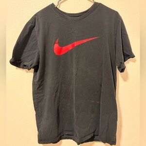 Nike Men's XL Black T-Shirt with Red Logo (See Pictures & Description)